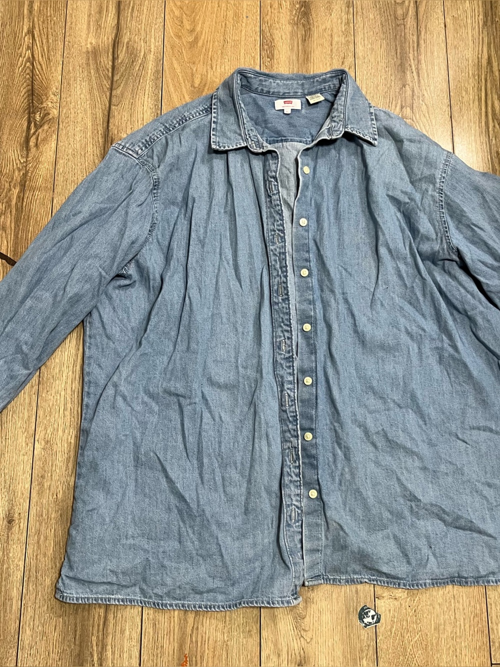 Levi's Light Blue Denim Button-Front Jacket - Picture 2 of 8
